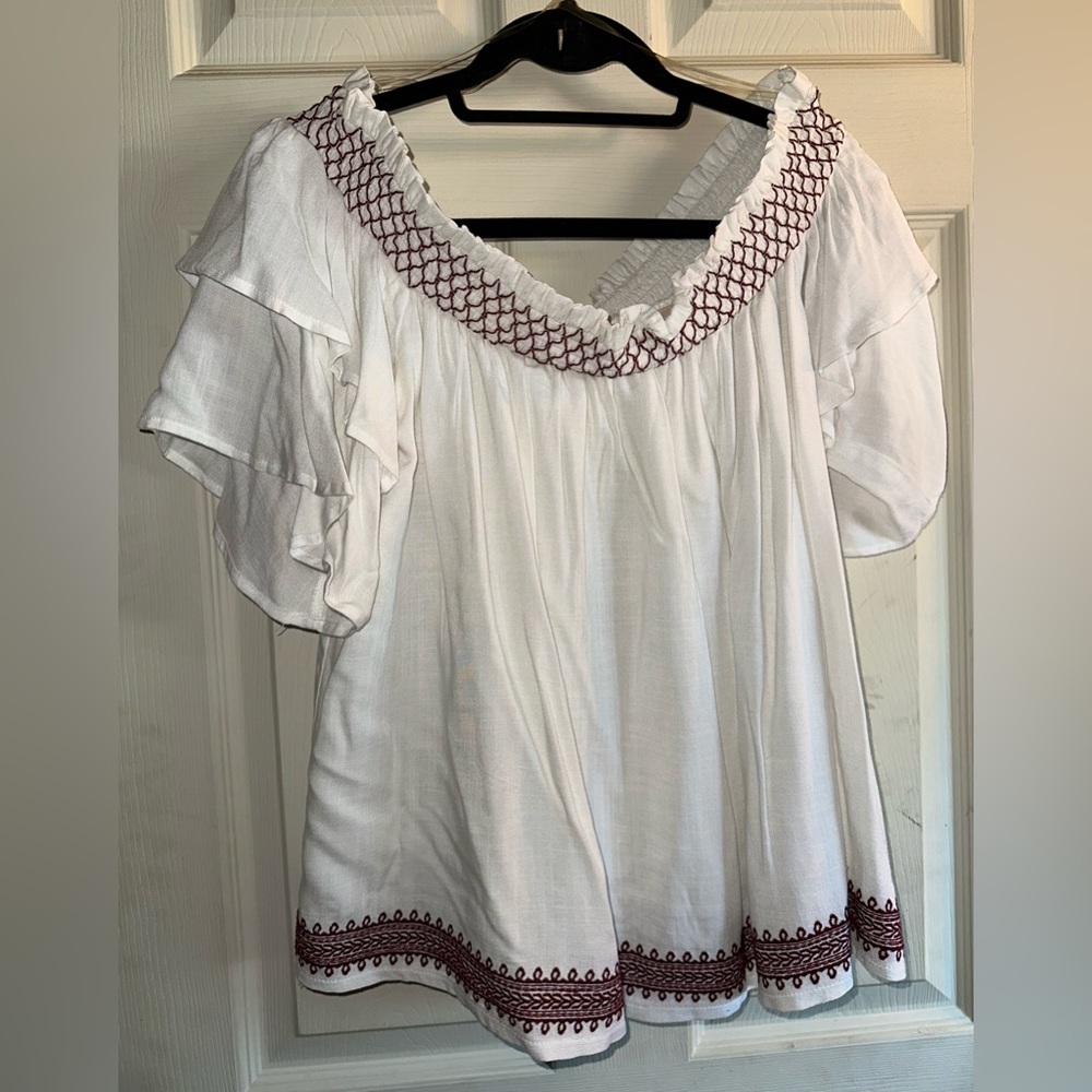 Francesca’s collection women’s blouse
